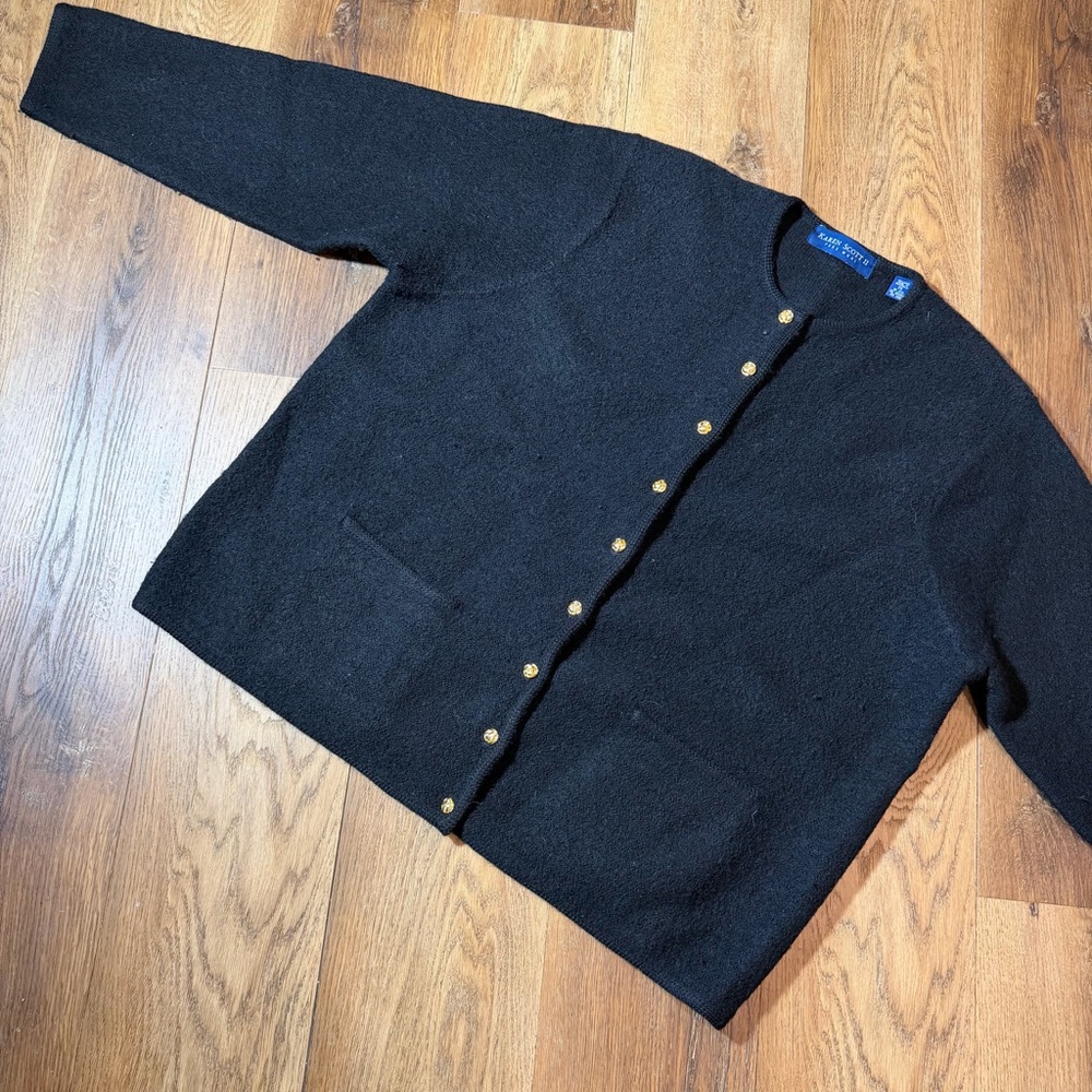 Vintage Y2K 100% Wool Cardigan Vintage Cardigan Gold Buttons Old Money Cardigan